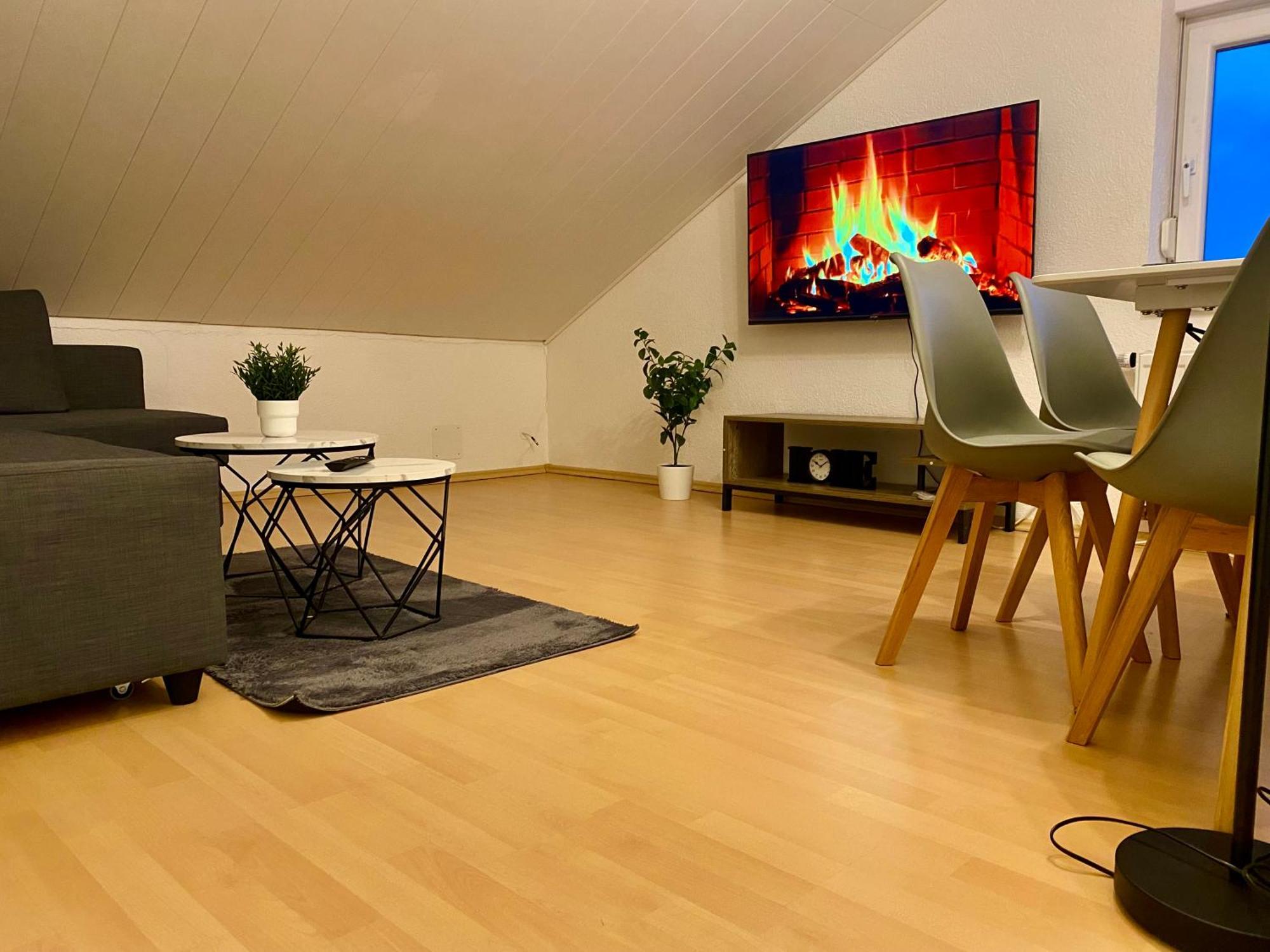 Deluxe Business Suite Mit Netflix Premium & Parkplatz, Zentral Zu Audi & Schwarz Gruppe With 2 Bedrooms Bad Friedrichshall Exterior foto
